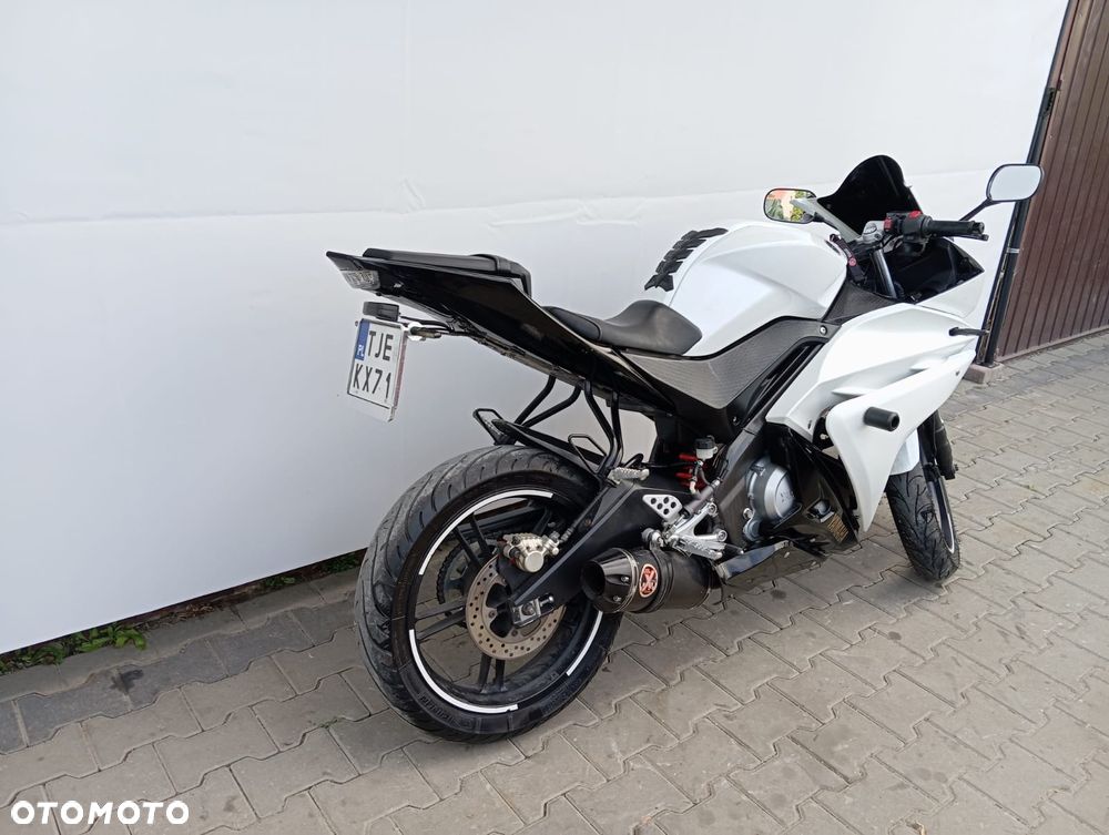 Yamaha YZF - 5