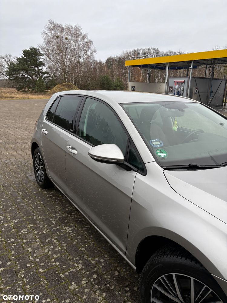 Volkswagen Golf 1.4 TSI BMT Comfortline - 10