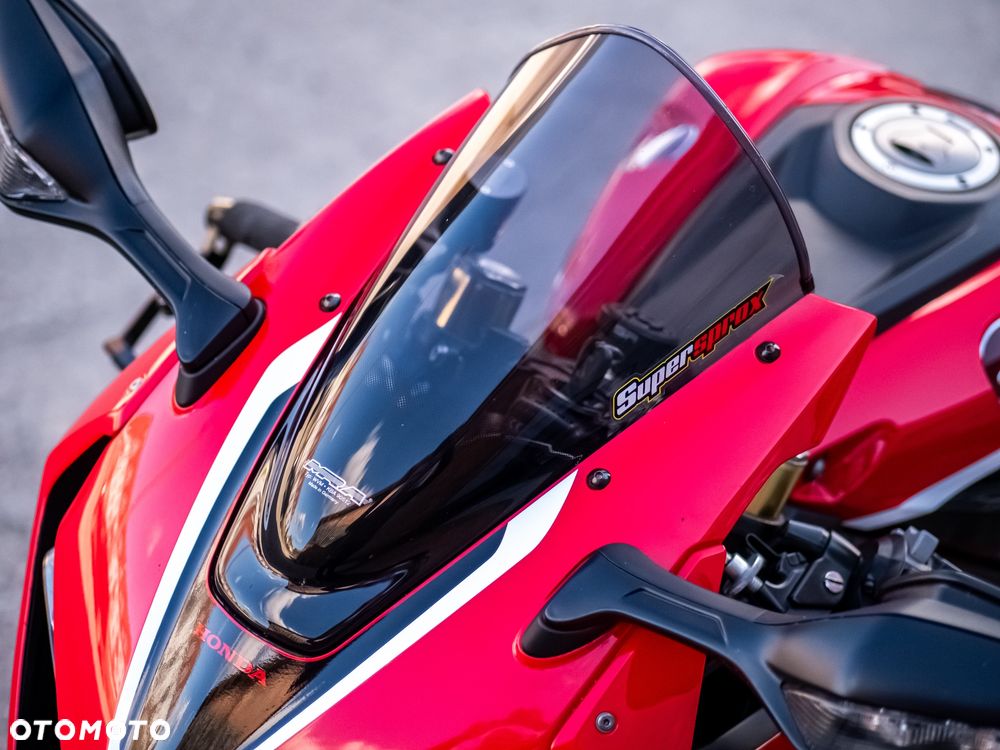Honda CBR - 17