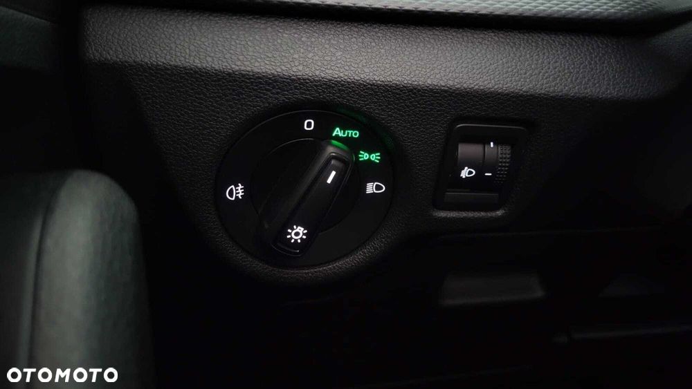 Skoda Kamiq 1.0 TSI Ambition DSG - 17