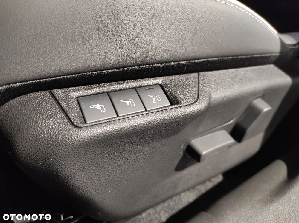 Alfa Romeo Junior 1.2 mHEV Sport Speciale eDCT - 24