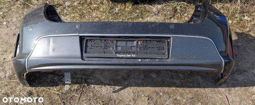 ZDERZAK TYŁ TYLNY TOYOTA AURIS E180 - 1