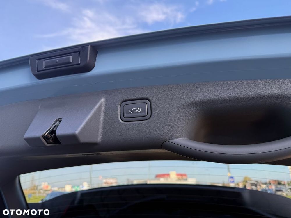 Kia EV3 81.4kWh Business Line - 12