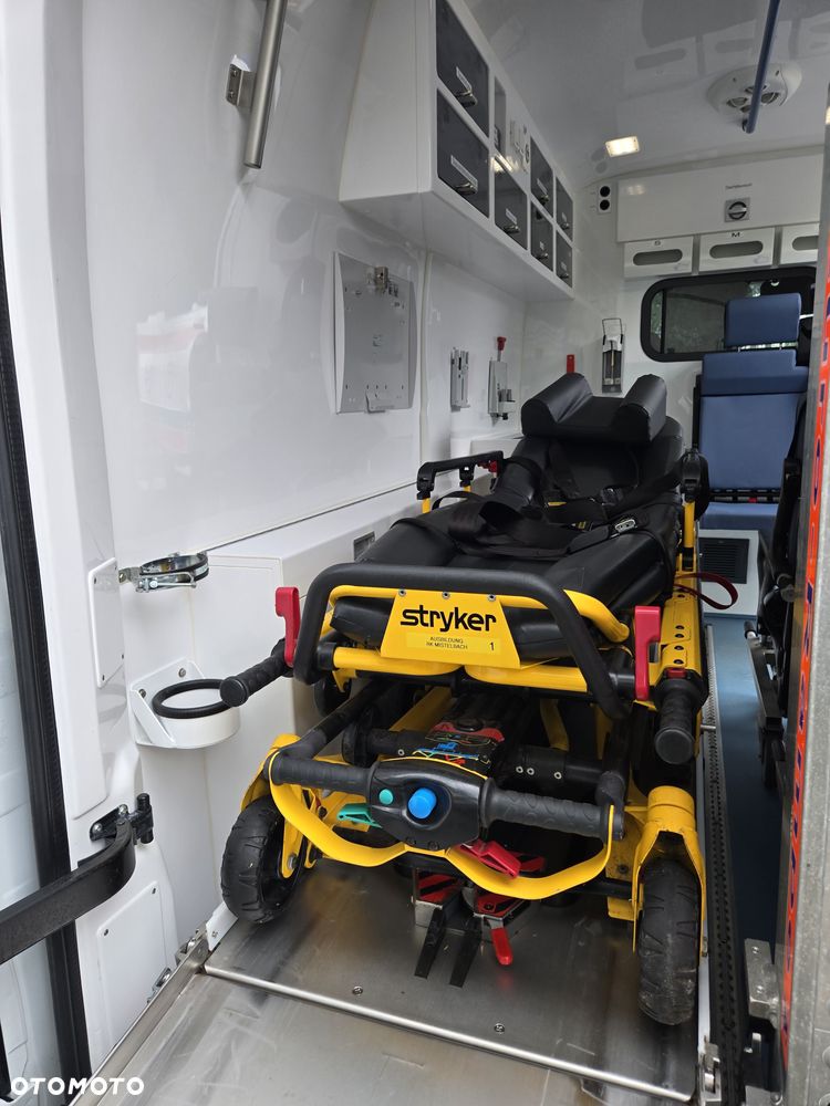 Renault Master Ambulans karetka gwarancja - 31