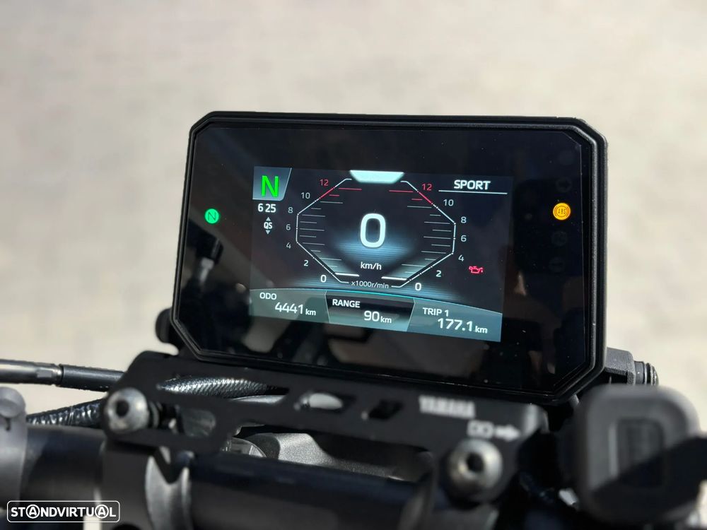 Yamaha MT-09 c/ Akrapovic - 11