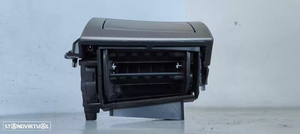 GRELHA VENTILADORA JAGUAR XF 2010 -8X23014A23AH - 2