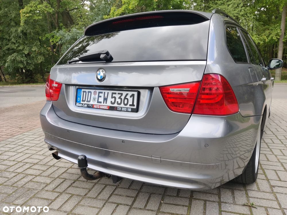 BMW Seria 3 318i Touring Edition Exclusive - 13