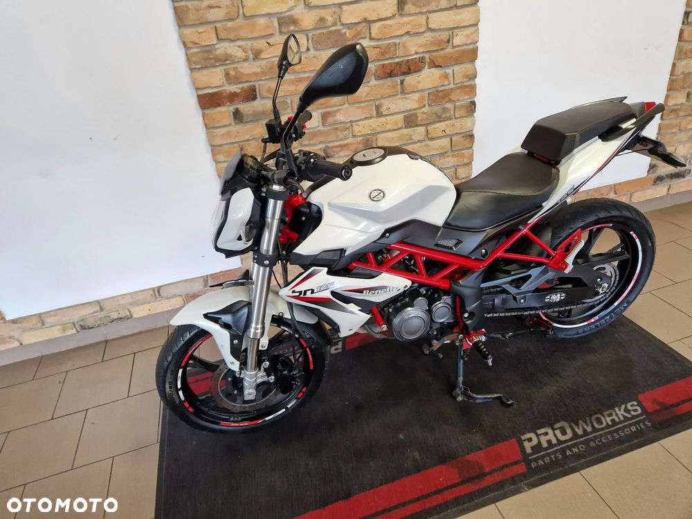 Benelli BN 125 - 7
