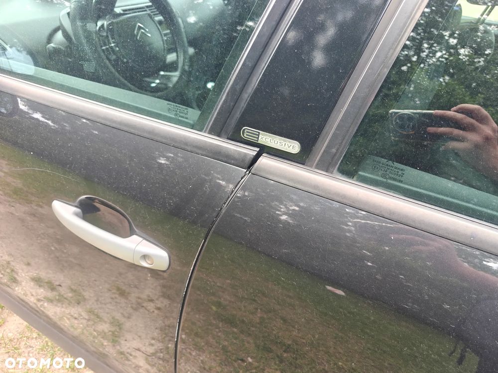 Citroën C4 2.0 16V Exclusive - 10