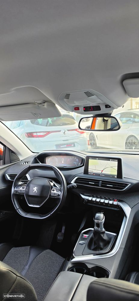 Peugeot 3008 PureTech 130 Stop & Start GPF Allure Pack - 12