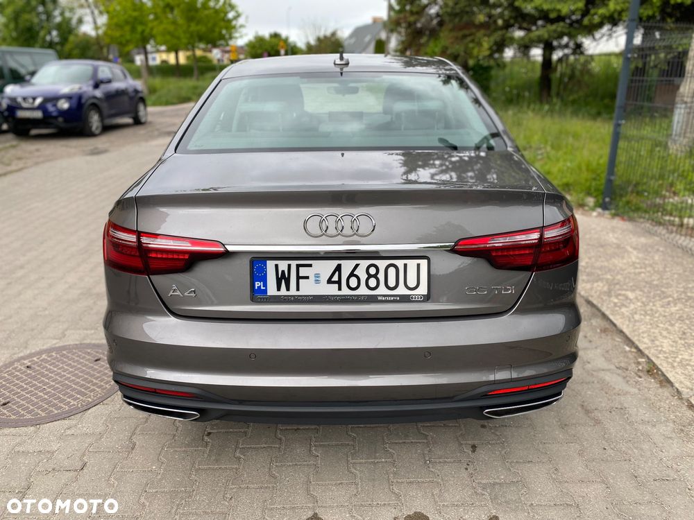 Audi A4 Limousine - 10