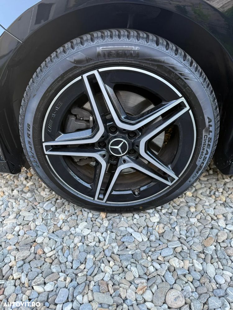 Mercedes-Benz A 250 e 8G-DCT AMG Line - 9