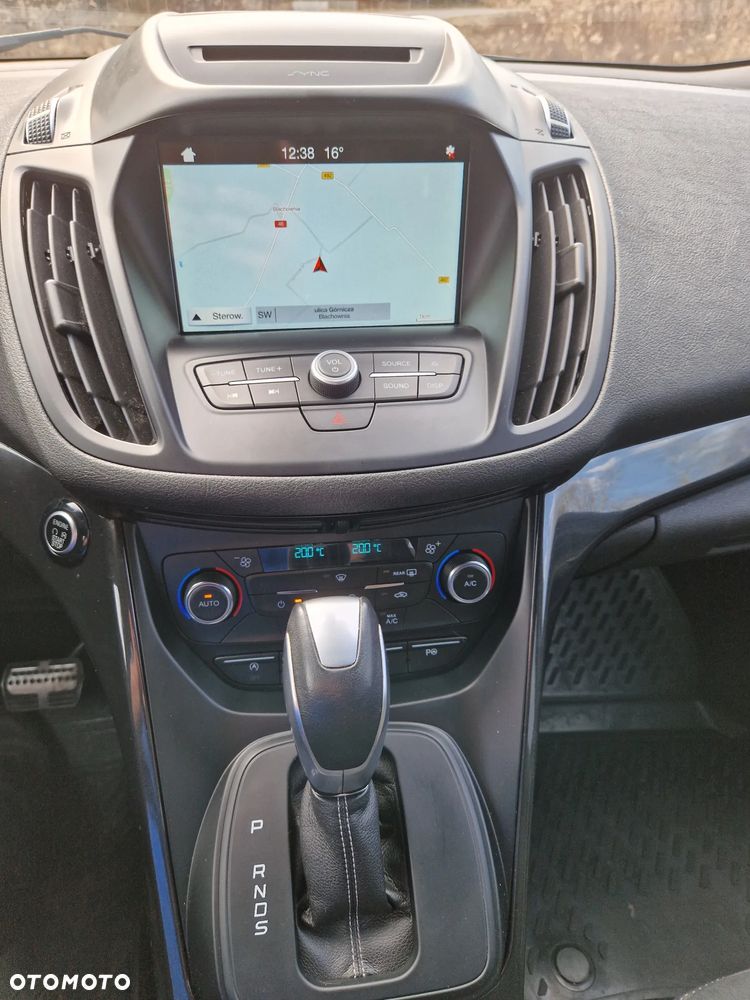 Ford Kuga 2.0 TDCi 4x4 ST-Line - 32