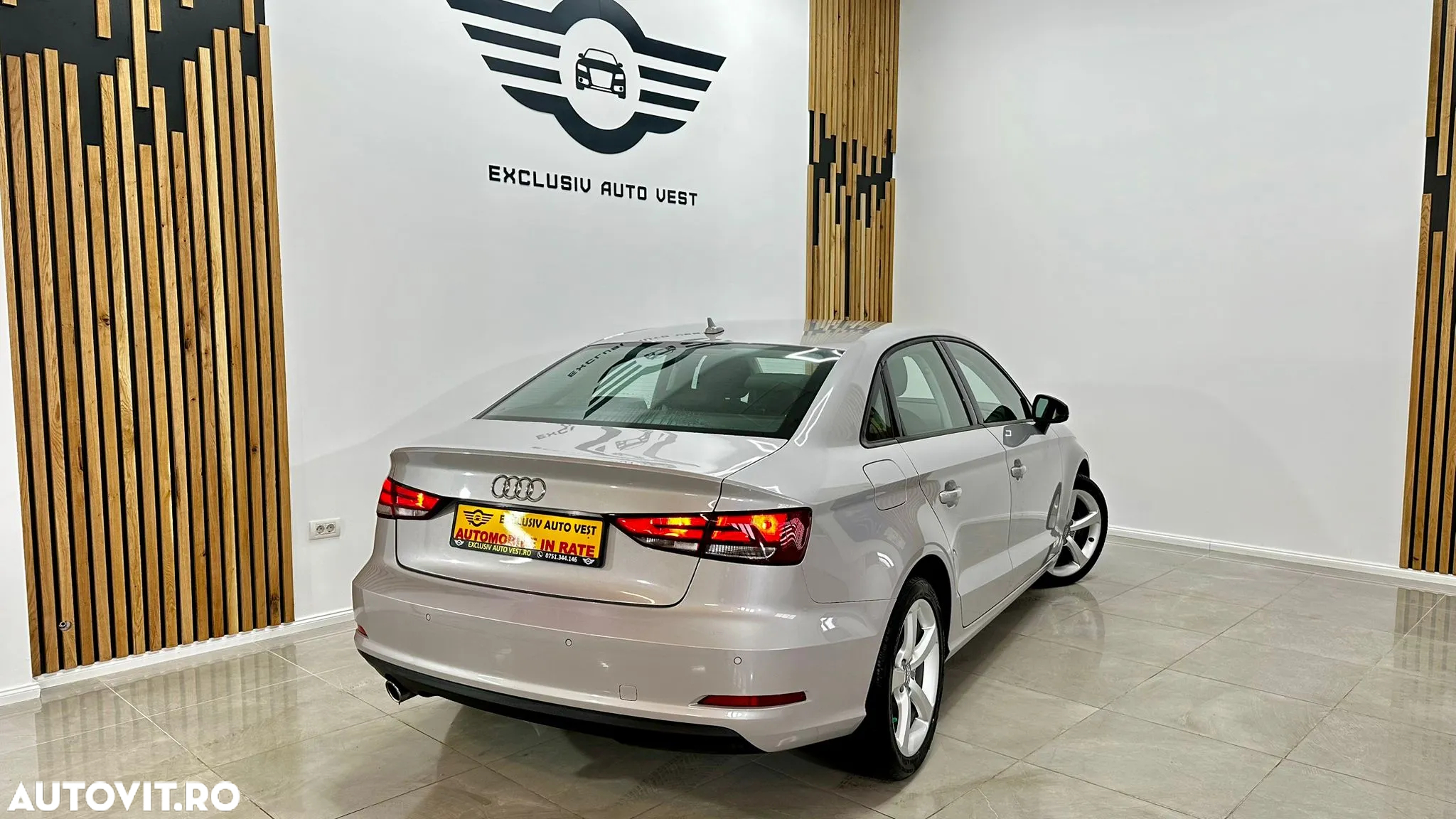 Audi A3 Sportback 1.6 TDI Attraction - 4