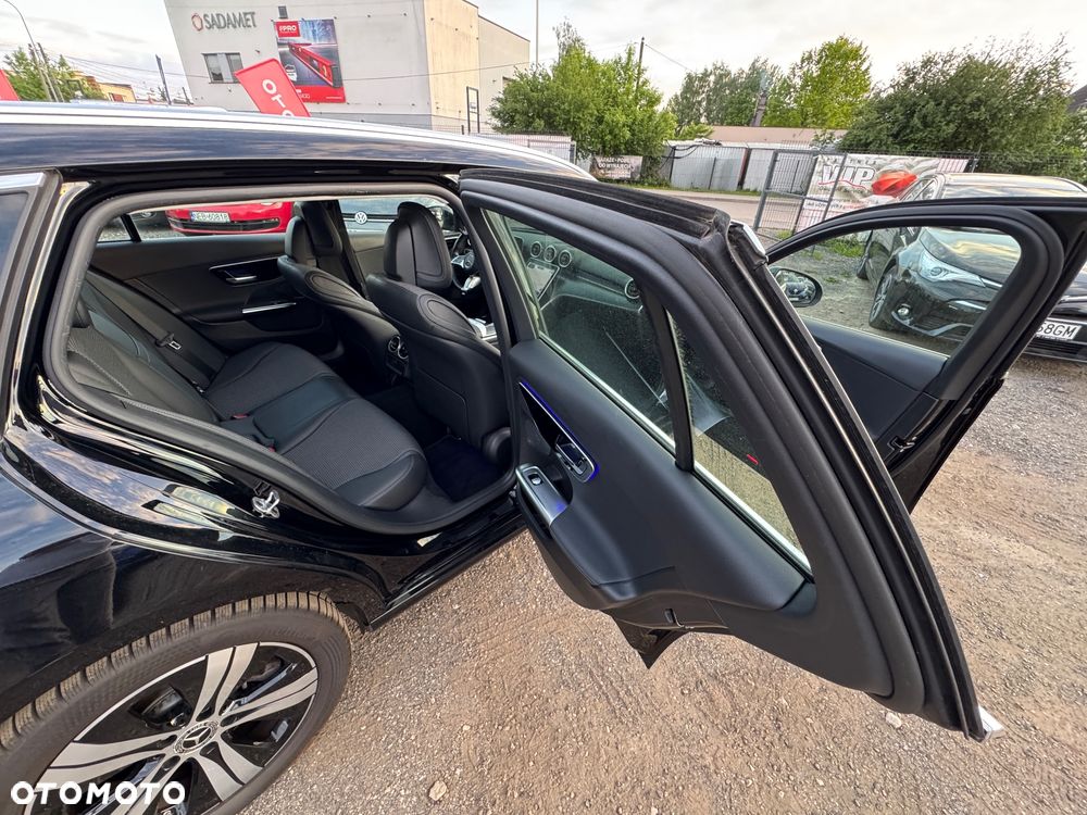 Mercedes-Benz Klasa C 220 d mHEV - 19