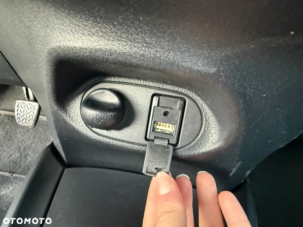 Toyota Yaris 1.0 Premium EU6 - 14