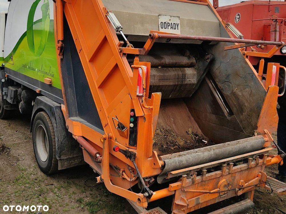 ZABUDOWA ŚMIECIARKI Z HYDRAULIKĄ SCANIA P94 DB4X2LB - 1