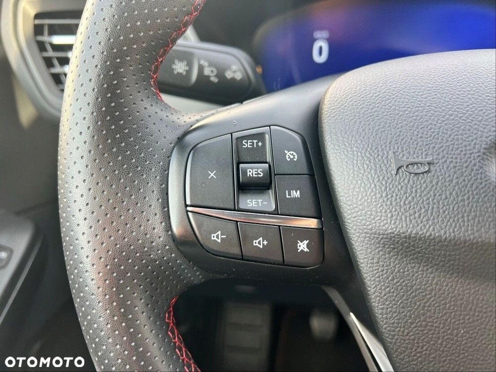 Ford Kuga 1.5 EcoBoost FWD ST-Line - 13