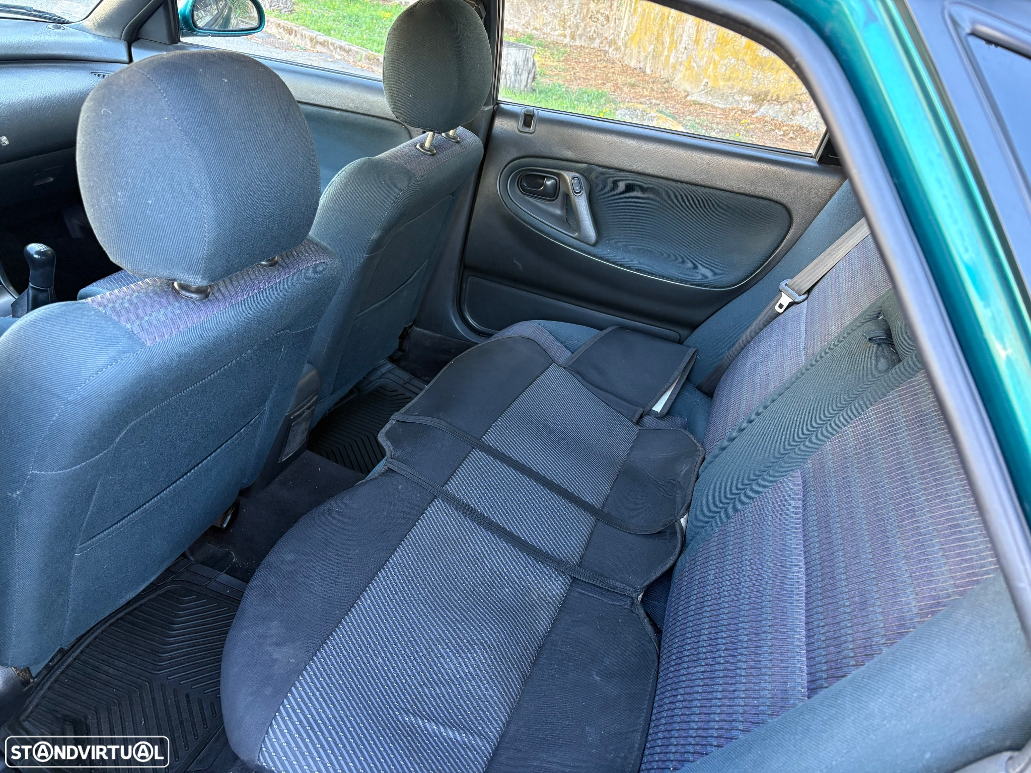 Mazda 626 - 9