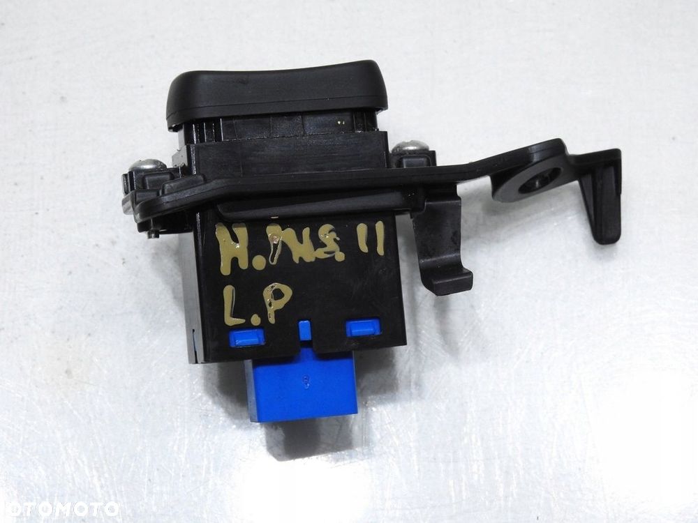 PRZYCISK PODGRZEWANIA FOTELA LEWY HONDA INSIGHT II - 3