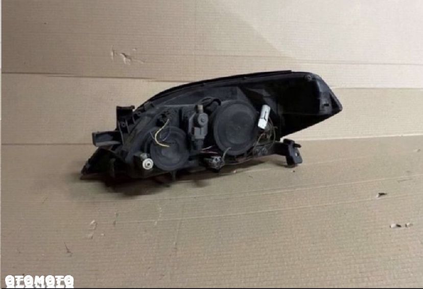 26010 AU800 Lampa reflektor prawa prawy przód Nissan primera p12 - 2