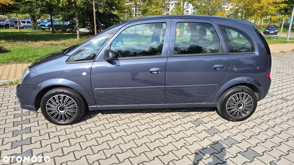 Opel Meriva - 8