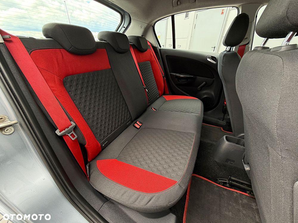 Opel Corsa 1.6 Turbo GSi - 31