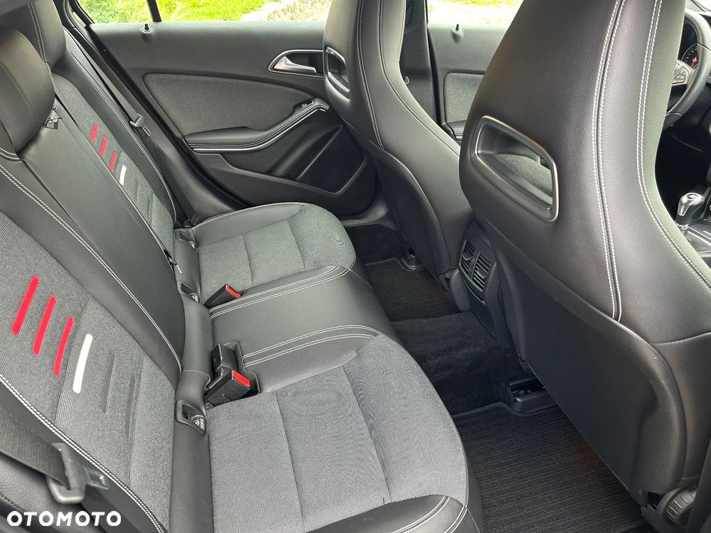 Mercedes-Benz Klasa A 200 CDI AMG Line - 16