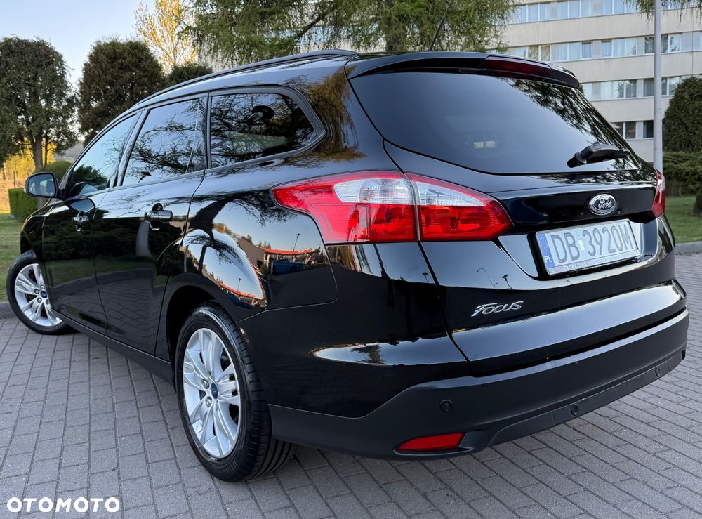 Ford Focus 1.6 TI-VCT Champions Edition - 4