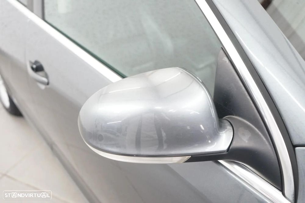 VW Golf Variant 1.6 TDi 4Motion BlueMotion Comfortline - 11