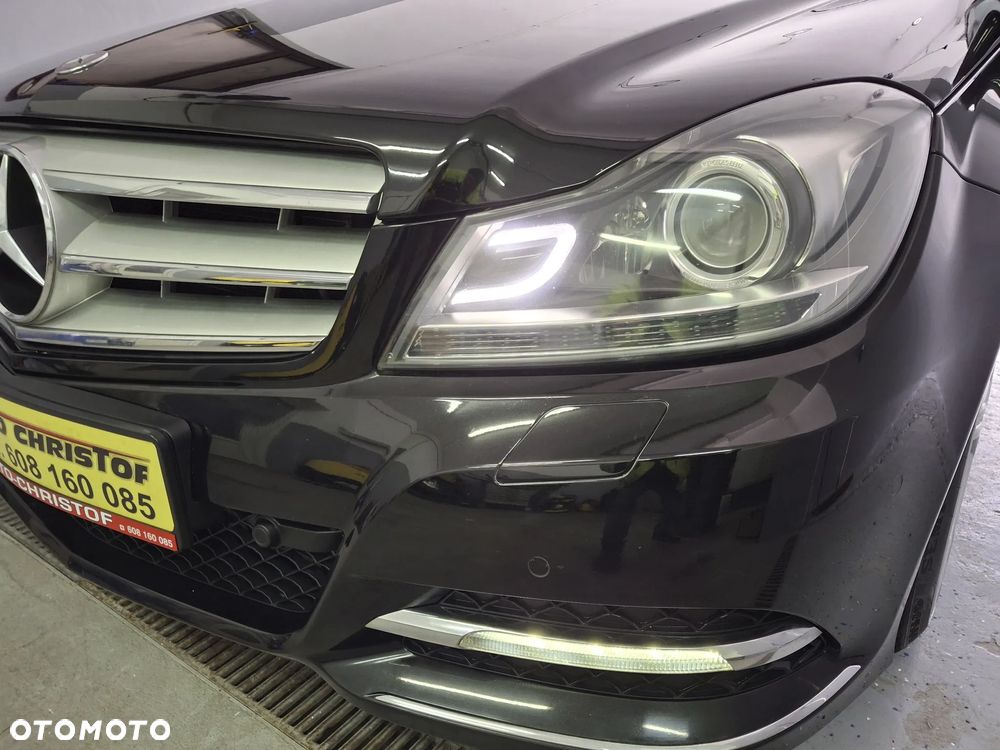 Mercedes-Benz Klasa C 180 BlueEFFICIENCY 7G-TRONIC Avantgarde - 10