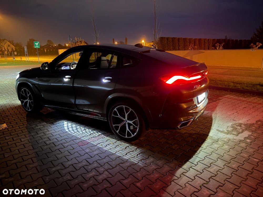 BMW X6 - 30