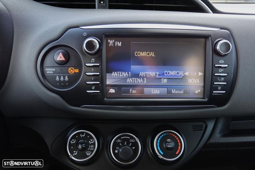 Toyota Yaris 1.0 VVT-i Exclusive - 10