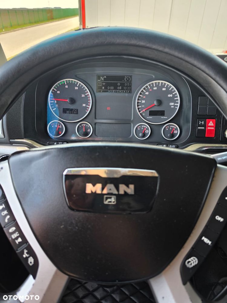 MAN TGX - 9