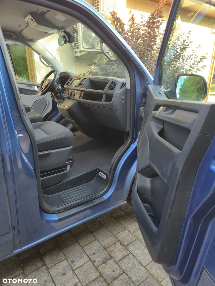 Volkswagen Multivan 2.0 TDI L1 Trendline DSG - 11
