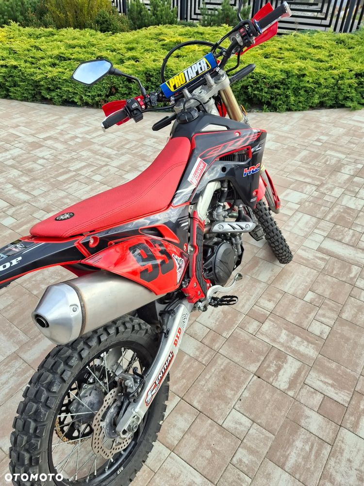 Honda CRF - 19
