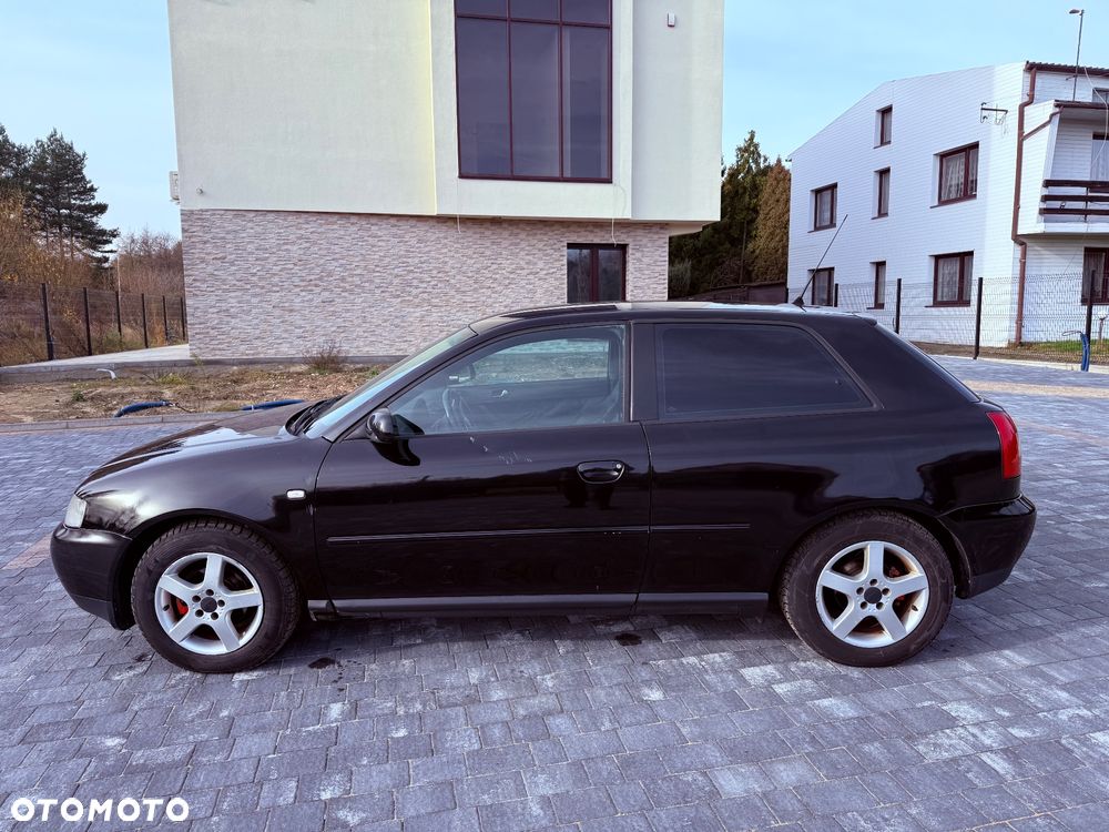 Audi A3 3-drzwiowe 1.6 Attraction - 3