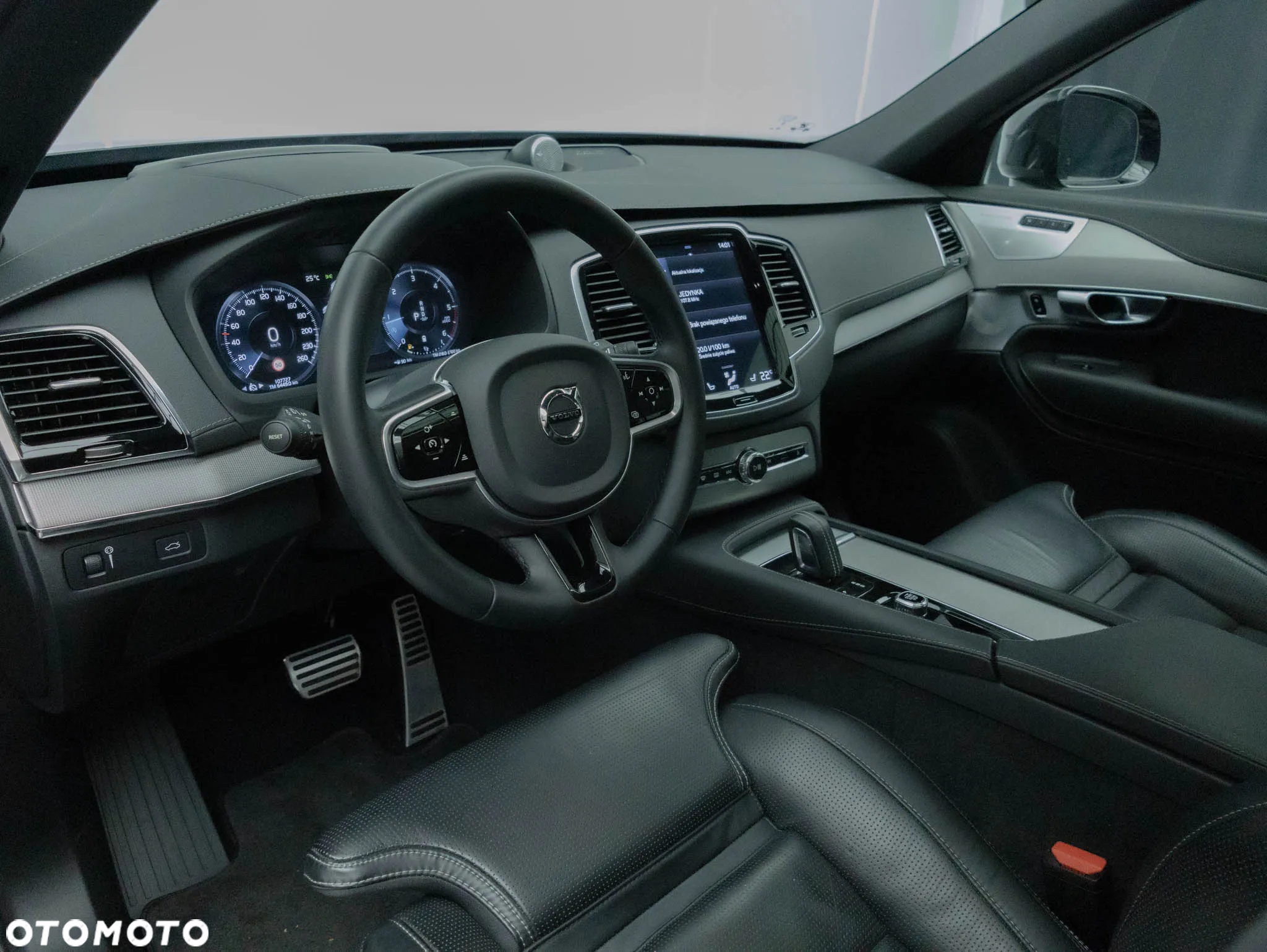 Volvo XC 90 - 20