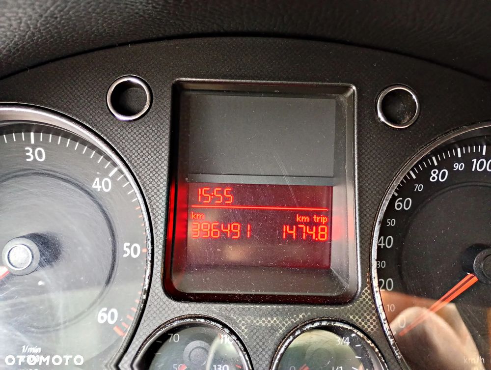 Volkswagen Passat 2.0 TDI DPF Comfortline - 13