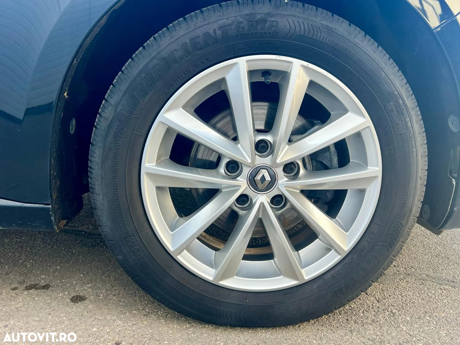 Renault Megane TCe Intens - 5