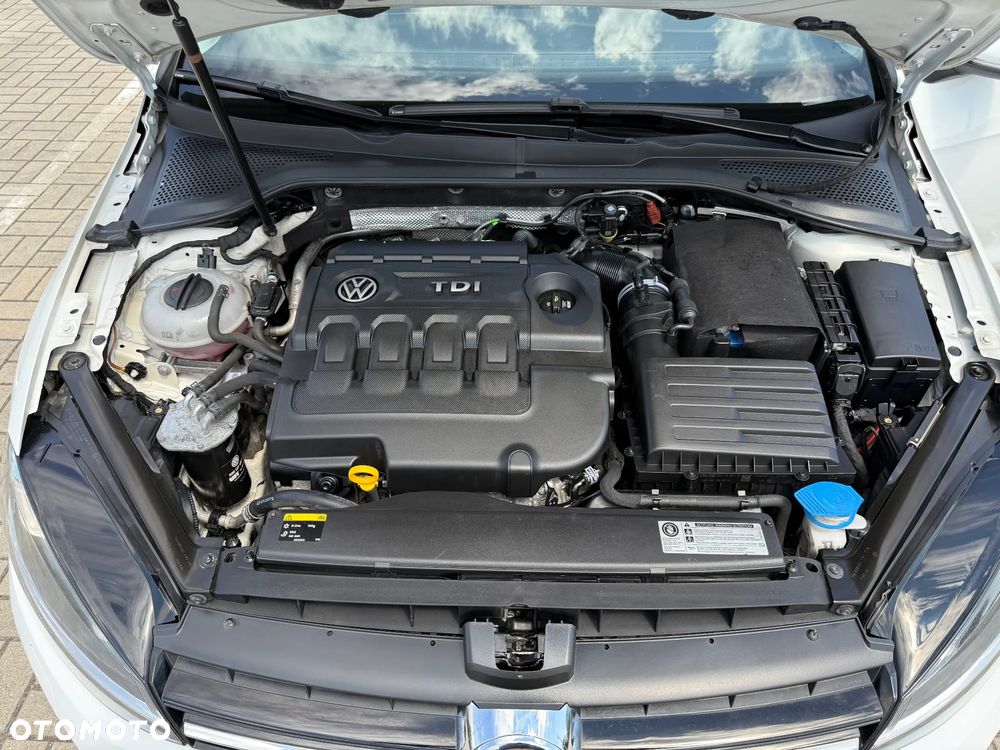 Volkswagen Golf 2.0 TDI BlueMotion Technology DSG Allstar - 25