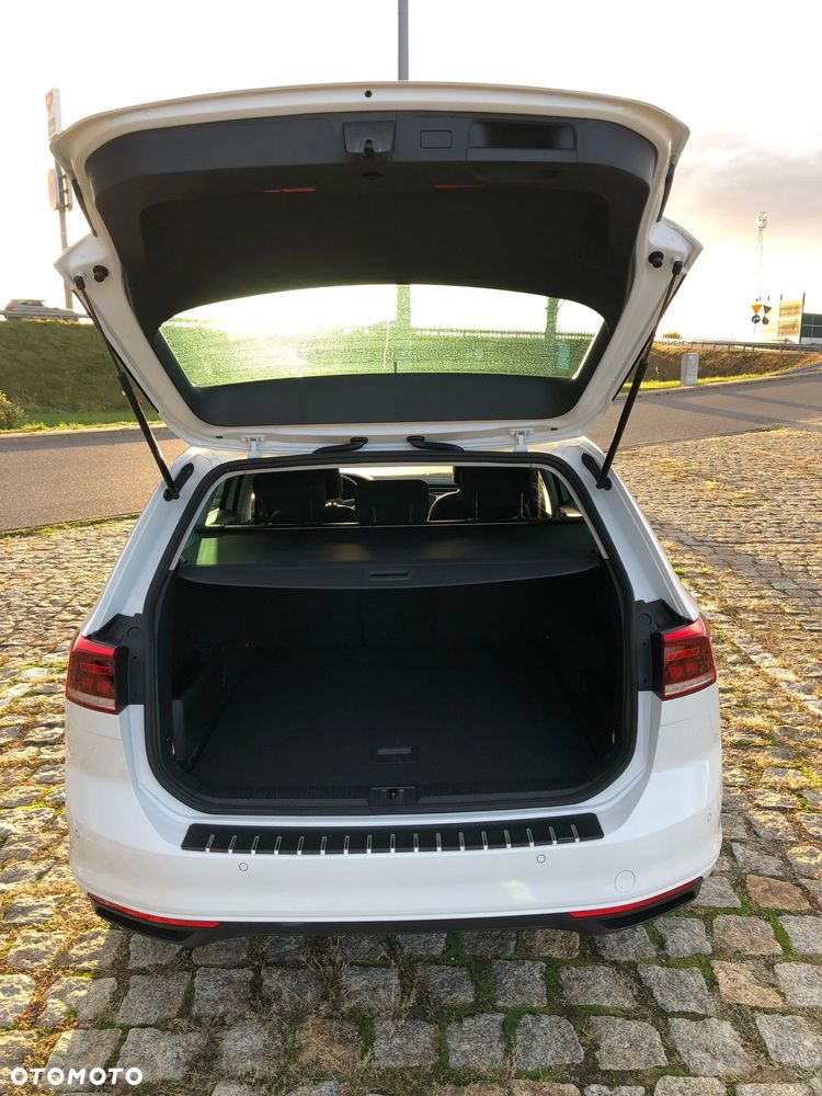 Volkswagen Passat 2.0 TDI EVO Business DSG - 13