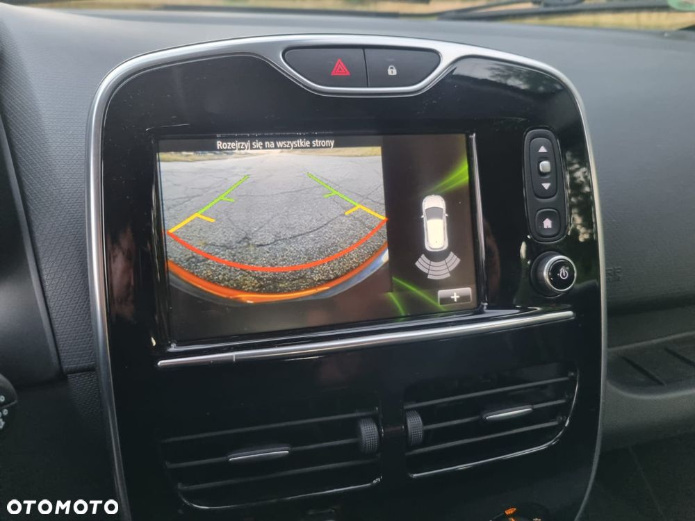 Renault Clio - 19