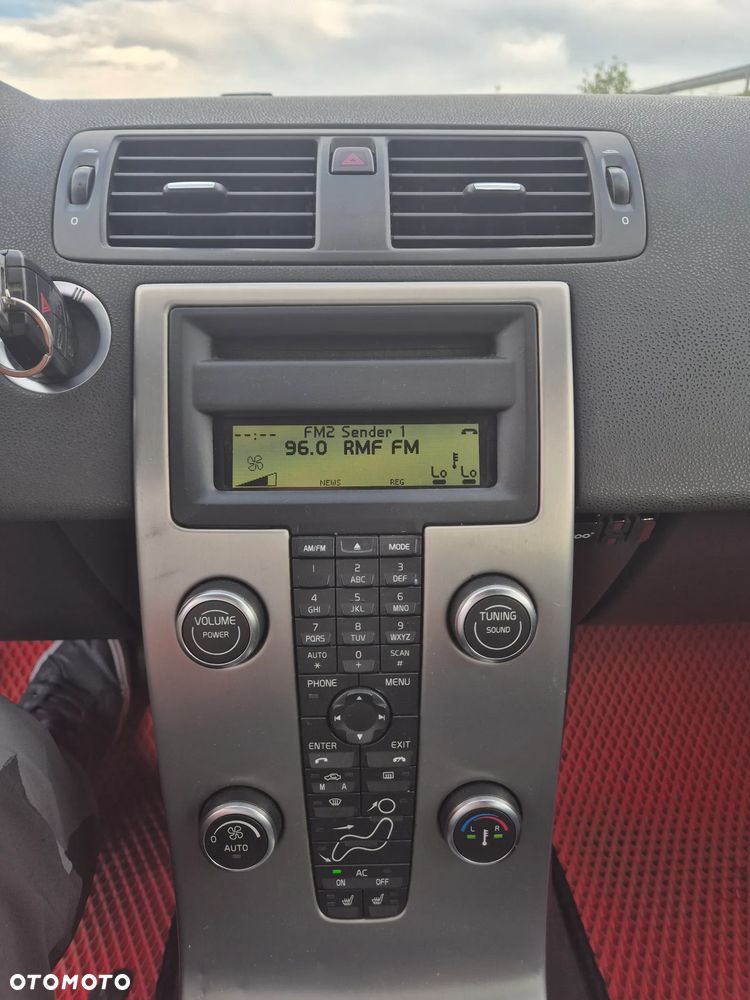 Volvo V50 - 2