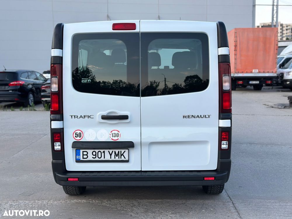 Renault Trafic - 10