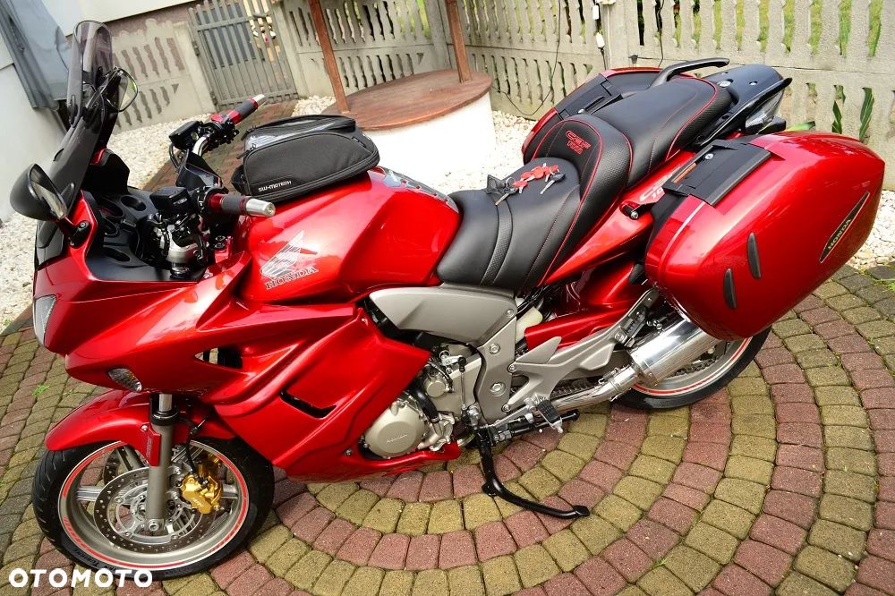 Honda CBF - 30