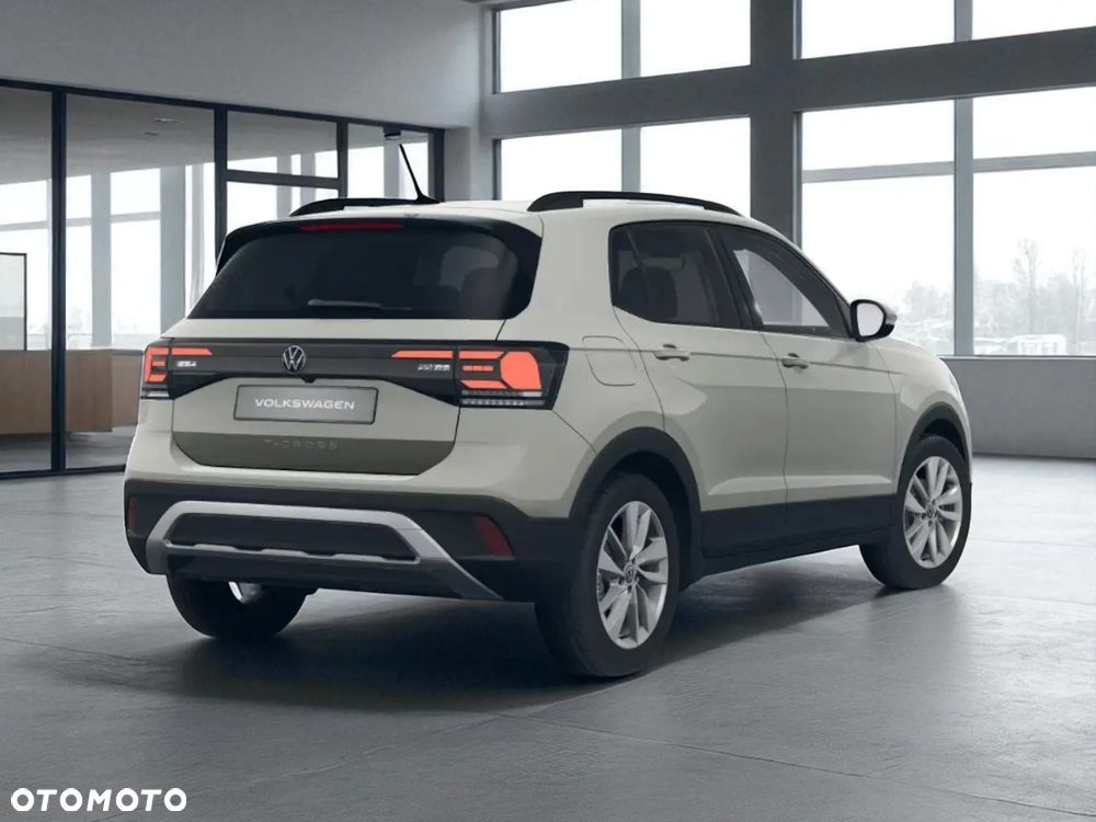Volkswagen T-Cross 1.0 TSI Life Plus - 2