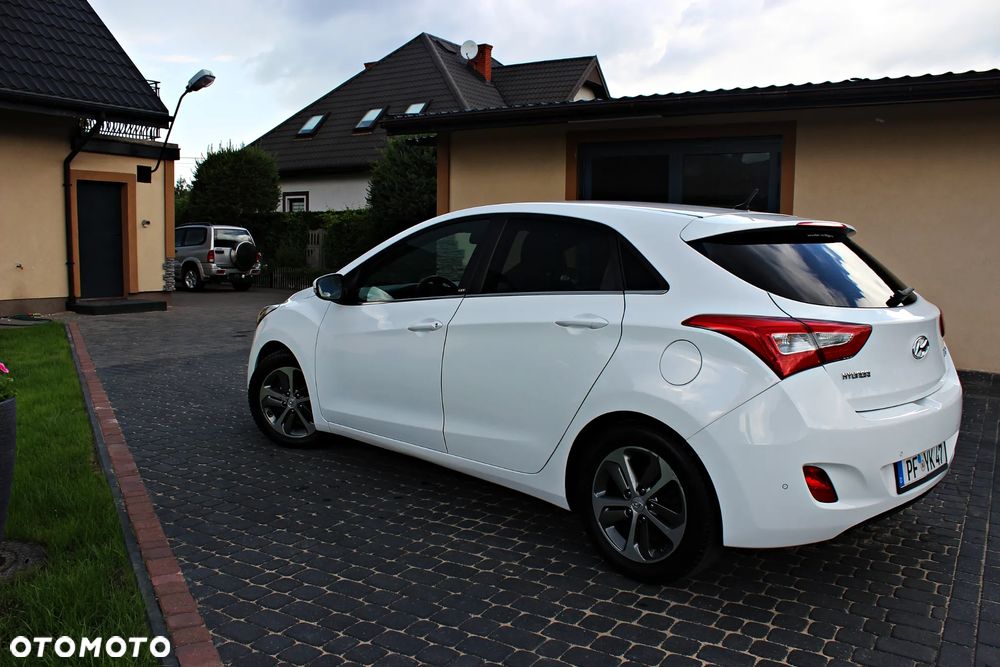 Hyundai i30 1.4 Select - 35