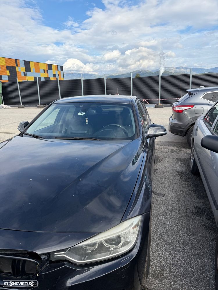BMW 320 d Auto - 3