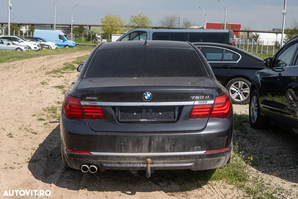 BMW Seria 7 730d xDrive - 26